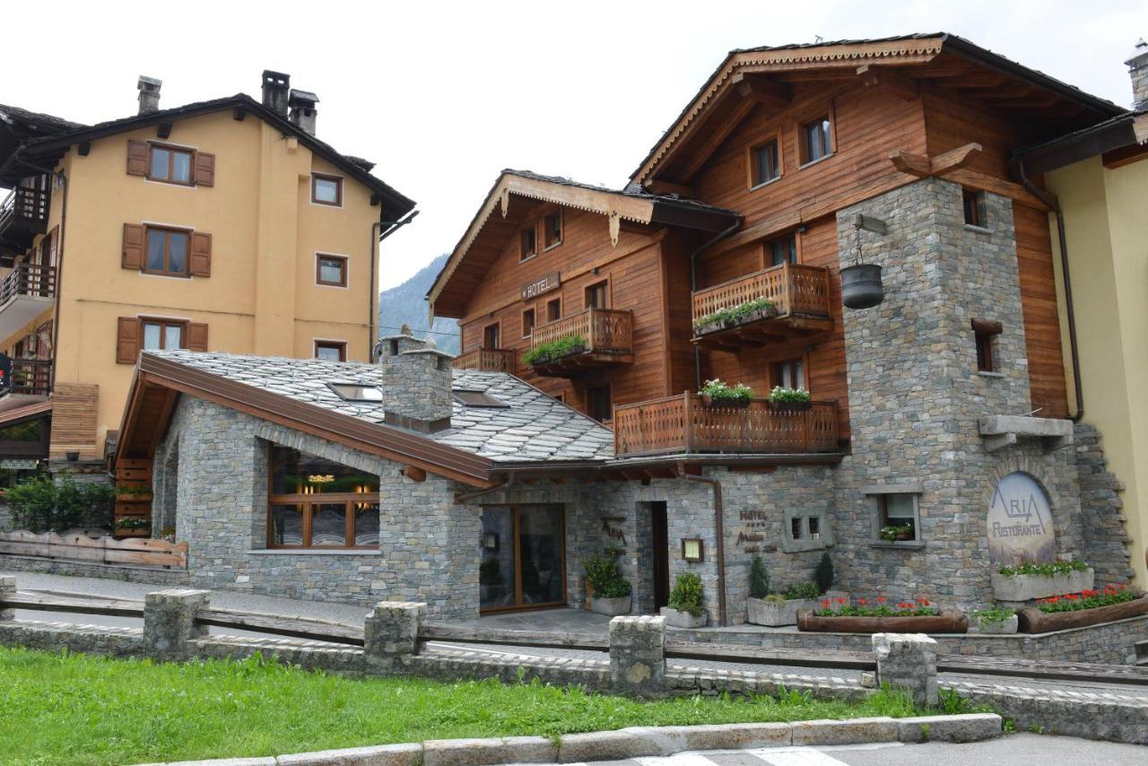 Hotel Maison Saint Jean Курмайор Екстер'єр фото